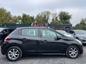 131 Peugeot 208 1.4 - Image 4