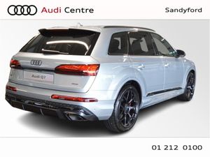 Audi Q7 55 Tfsi-e Quattro S-line 290KW - Image 3