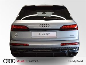 Audi Q7 55 Tfsi-e Quattro S-line 290KW - Image 4