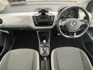 Volkswagen e-up! E-up Style 32kwh 82bhp Auto - Image 2