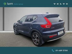 Volvo XC40 T5 (262hp)  plug In Hybrid  Inscriptio - Image 3