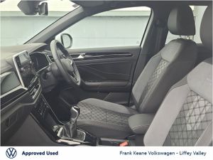 Volkswagen T-Roc R-line 75 1.0 TSI 116HP  rear Vi - Image 4