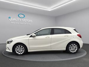 2017 MERC A180 (B38) - Image 4