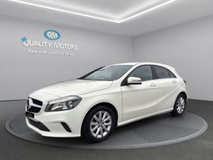 2017 MERC A180 (B38) - Image 3