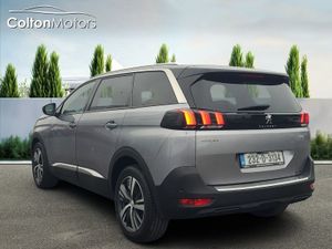 Peugeot 5008 1.5 Bluehdi 130bhp Allure Auto - Image 2