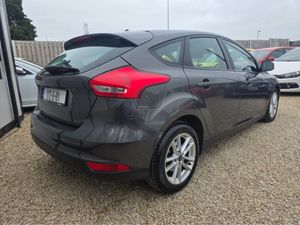 Ford Focus STYLE 1.5 TD 120PS POWER P/SHIFT 4DR - Image 4