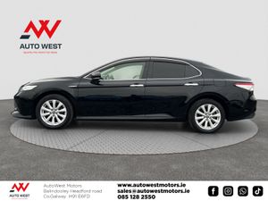2018 Toyota Camry Self Charging Hybrid Automatic - Image 4