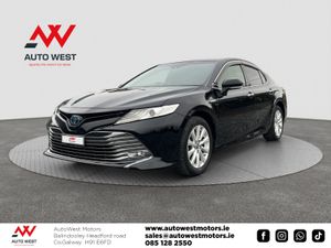2018 Toyota Camry Self Charging Hybrid Automatic - Image 3