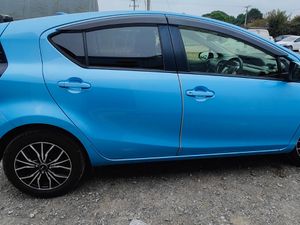 2016 Toyota Aqua Fresh NCT / Serviced - Image 4