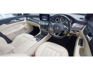 Mercedes-Benz CLS 220 D AMG LINE  *Porcelain Leath - Image 4