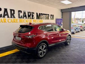 Nissan Qashqai 1.2 SV CVT Premium SS Part 4DR - Image 3