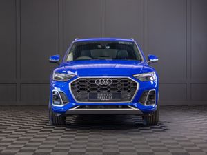 2024 Audi Q5 50 TFSIe S-Line Quattro - Image 2