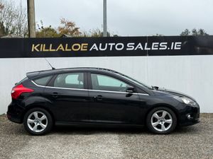 Ford Focus 1.6 Zetec (Very Low Miles) - Image 4