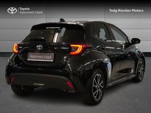 Toyota Yaris 1.5 HYBRID L/SPORT - Image 2