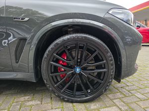 2023 BMW X5 45 E M-SPORT PRO.HUGE SPEC. - Image 4