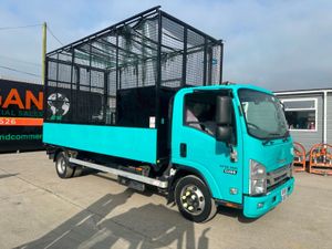 Isuzu truck - Image 2