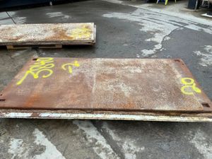20mm ROAD CROSSING PLATE / TRENCH COVERS...3840. - Image 3