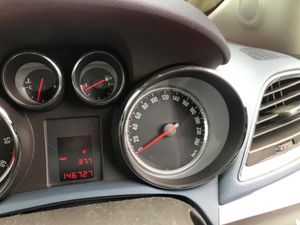 Opel Mokka SC 1.7 CDTI 4DR - Image 2