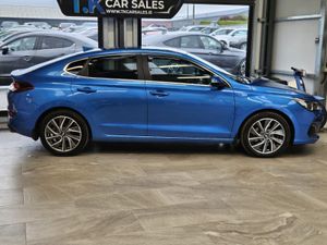 19 HYUNDSAI i30 FASTBACK T-GDi - Image 3
