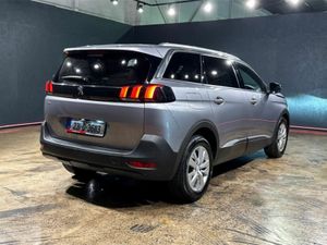 Peugeot 5008 7 SEATER - AUTOMATIC 1.5L HDI - REVER - Image 4