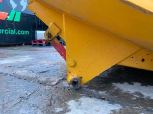 3 TONNE STRAIGHT TIPPING DUMPER SKIP.3321. - Image 3