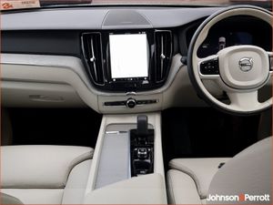 Volvo XC60 T6 350bhp AWD Phev Plus Bright (dark T - Image 2