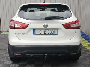 2016 Nissan Qashqai 1.6 DSL  Automatic - Image 4