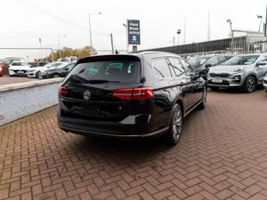 2.0TDI 150BHP HIGHLINE PLUS 5DR ESTATE AUTOMATIC / - Image 3