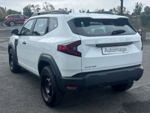 Dacia Duster Eco-g TCe 100 Lpgessential - Image 4