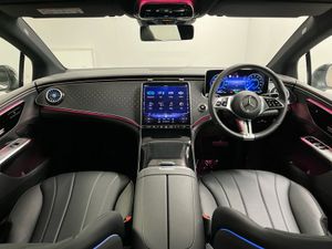 Mercedes-Benz EQE 300 Sport - Reversing Camera - - Image 4