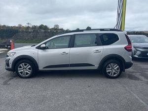Dacia Jogger TCe 110 Comfort - Image 4