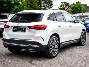 Mercedes-Benz GLA 250e AMG Premium 215bhp - Image 3