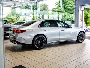 Mercedes-Benz E-Class E300de AMG Plus Night Pack 3 - Image 3