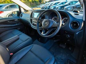 Mercedes-Benz Vito 112 - Image 2