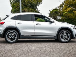 Mercedes-Benz GLA 250e AMG Premium Plus 215bhp - Image 4