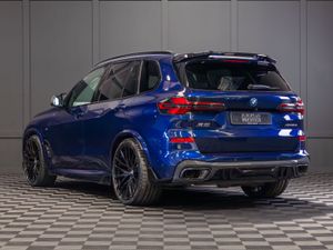 242 BMW X5 X-Drive 50e M-Sport - Image 4