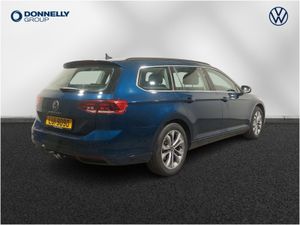 Volkswagen Passat Estate SE Nav - Image 4