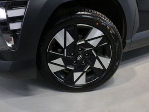 Hyundai Kona Hybrid Elegance - EX Demo - 1.6l Pet - Image 3