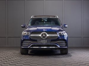 212 Mercedes GLE 350de AMG Line Premium+ *Pan Roof - Image 2