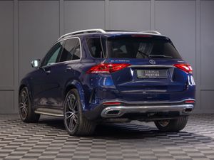 212 Mercedes GLE 350de AMG Line Premium+ *Pan Roof - Image 4