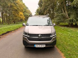 Volkswagen Transporter 2023 Highline - Image 2