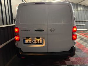 2021 211 Opel Vivaro Diesel 3 Seat Manual - Image 4