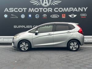 Honda Fit Hybrid - Image 3