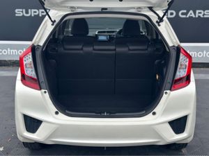 Honda Fit Hybrid - Image 2