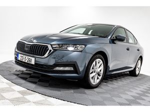 Skoda Octavia AMB 1.0 Petrol 110HP - Image 3