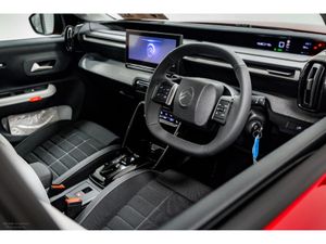 Citroen C3 ë-MAX 44kWh 115HP Two Tone - Image 2