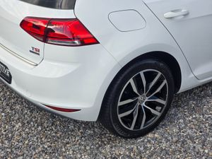 2014 VOLKSWAGEN GOLF TSI GT HIGHLINE LOW KMS - Image 4