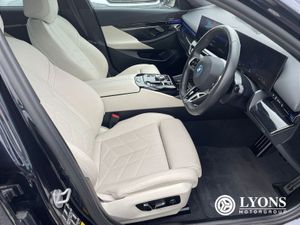 BMW 5 Series 530e M Sport Pro Saloon - Image 4