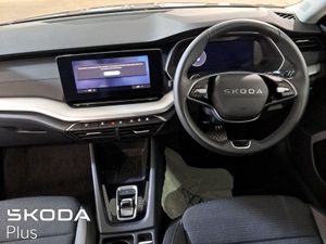 Skoda Octavia Selection 1.5tsi 115HP DSG Mhev - Image 4