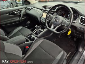 Nissan QASHQAI 1.2 PET SV - Image 2
